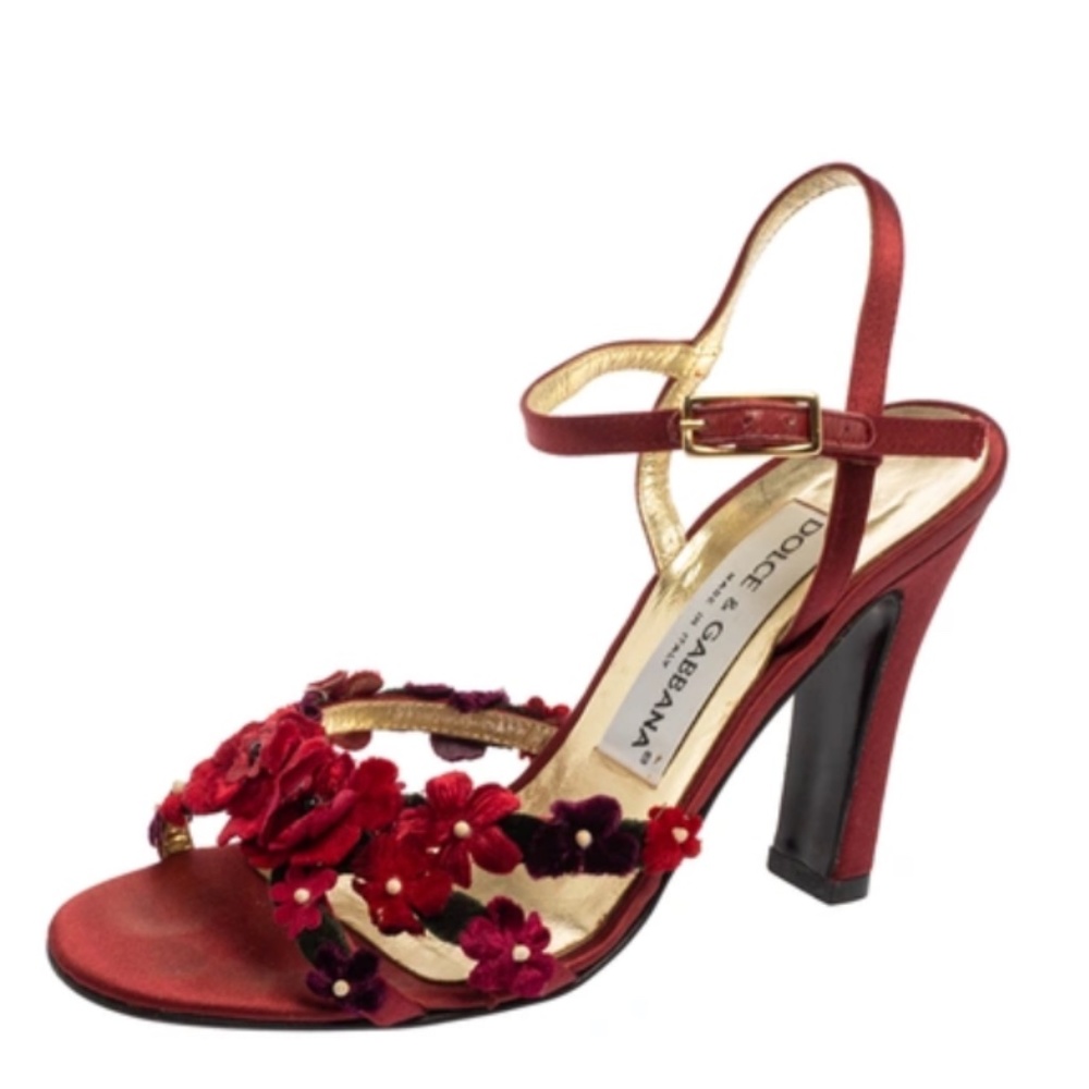 Dolce & Gabbana Red Satin Flower Strappy Sandals Size 7.5 Pristine Condition
